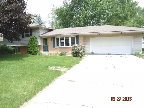 104 Morgan St, Dwight, IL 60420 photo 1