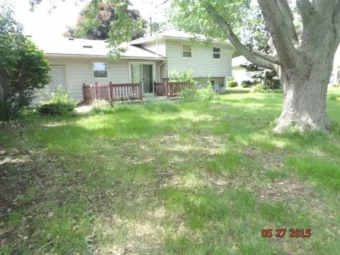 104 Morgan St, Dwight, IL 60420 photo 2