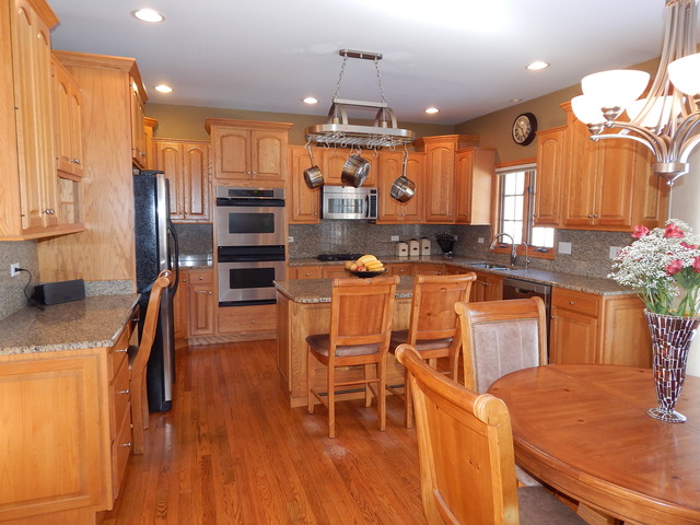 162 Amherst Mdw, Bartlett, IL 60103 photo 9