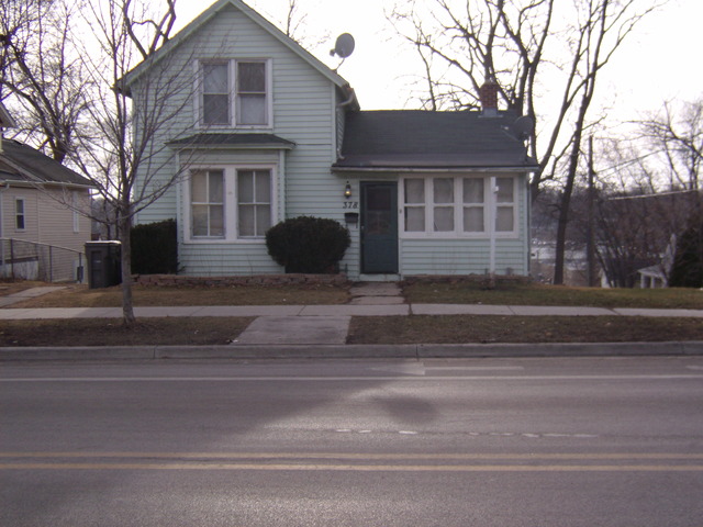 378 Raymond St, Elgin, IL 60120 photo 5