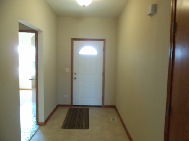 1908 Mountain Rd, Morris, IL 60450 photo 5