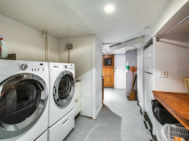 1355 E 50th St, Chicago, IL 60615 photo 17