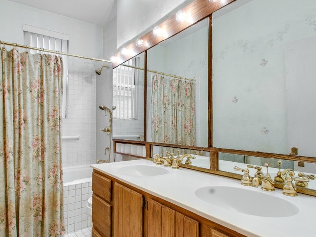 1355 E 50th St, Chicago, IL 60615 photo 11
