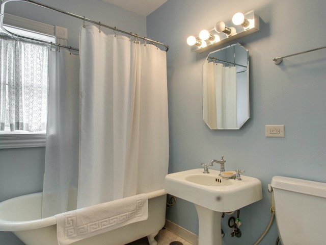1355 E 50th St, Chicago, IL 60615 photo 15