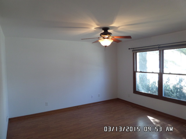 613 Willow St, Maple Park, IL 60151 photo 2