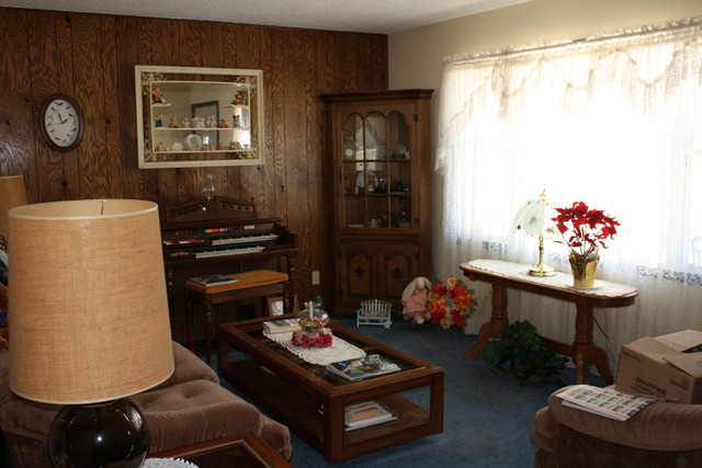 1663 Hill Dr, Dixon, IL 61021 photo 3