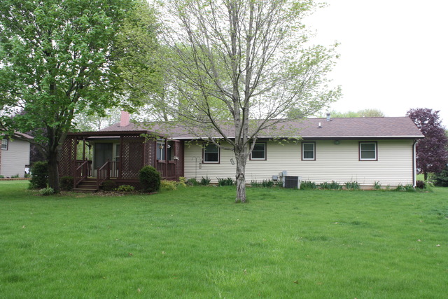 1663 Hill Dr, Dixon, IL 61021 photo 12
