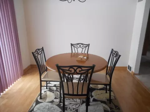 108 E Devon Ave, Roselle, IL 60172 photo 7