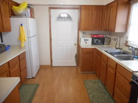108 E Devon Ave, Roselle, IL 60172 photo 5
