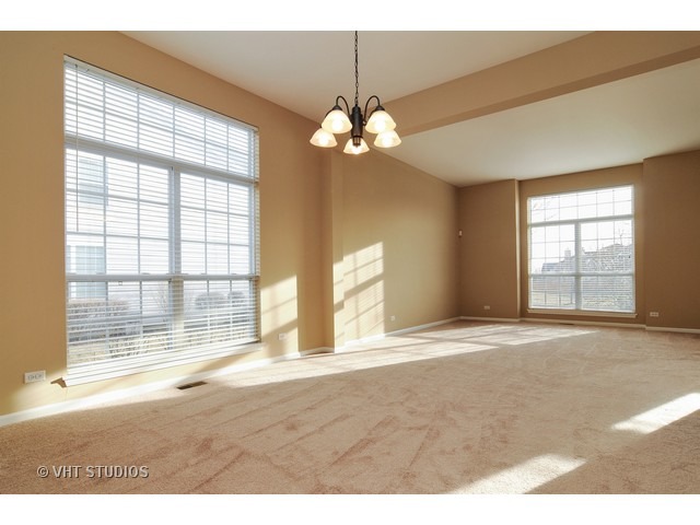 16 Bridlepath Dr, Lake Villa, IL 60046 photo 4