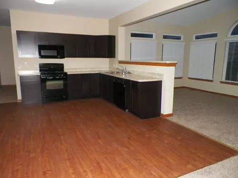 2016 Stafford St, Plainfield, IL 60586 photo 4