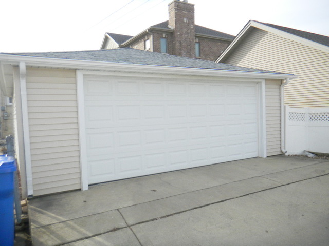7339 N Oleander Ave, Chicago, IL 60631 photo 19