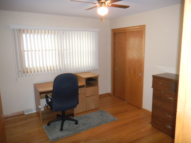 7339 N Oleander Ave, Chicago, IL 60631 photo 6