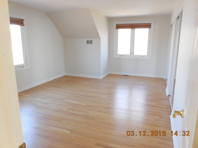 239 S Radcliffe Ave, Des Plaines, IL 60016 photo 16