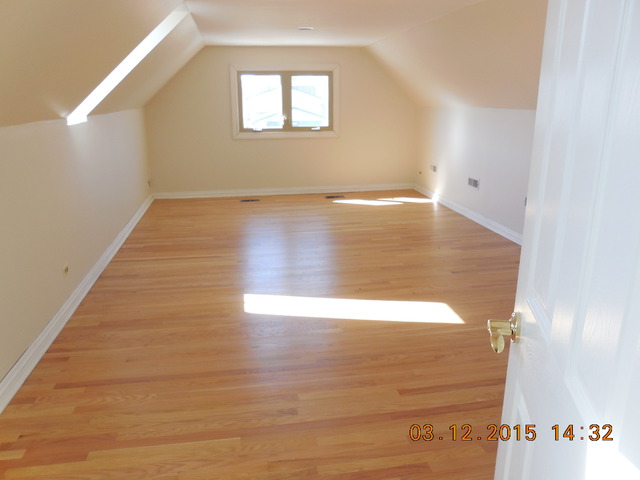 239 S Radcliffe Ave, Des Plaines, IL 60016 photo 17