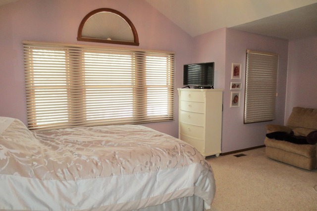 1216 Ardmore Dr, Cary, IL 60013 photo 15