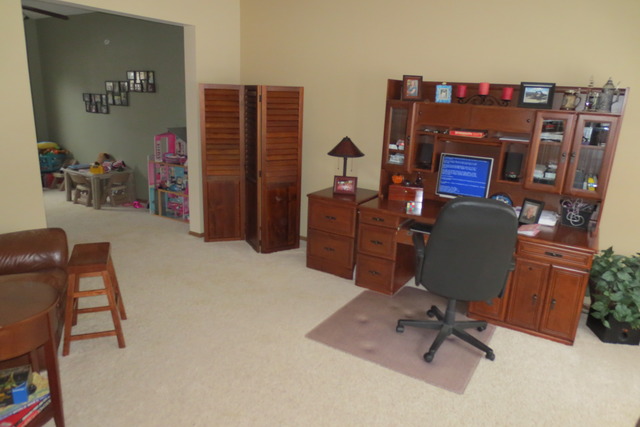 1216 Ardmore Dr, Cary, IL 60013 photo 3
