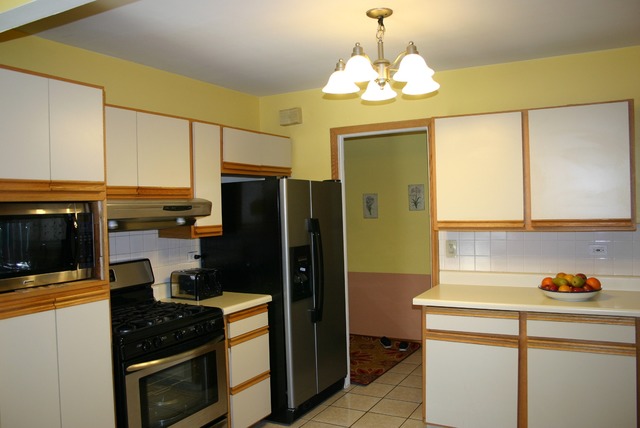 615 Hillcrest Blvd, Hoffman Estates, IL 60169 photo 4