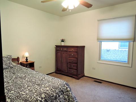 2307 Richmond Dr, Wheaton, IL 60189 photo 11