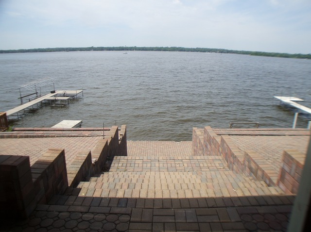 130 Eagle Point Rd, Fox Lake, IL 60020 photo 4