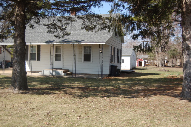 2174 N Leaf River Rd, Mount Morris, IL 61054 photo 3