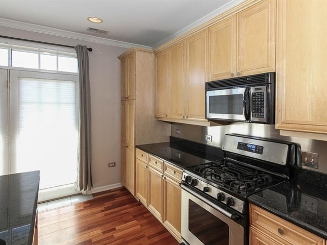 660 Mchenry Rd #108, Wheeling, IL 60090 photo 8