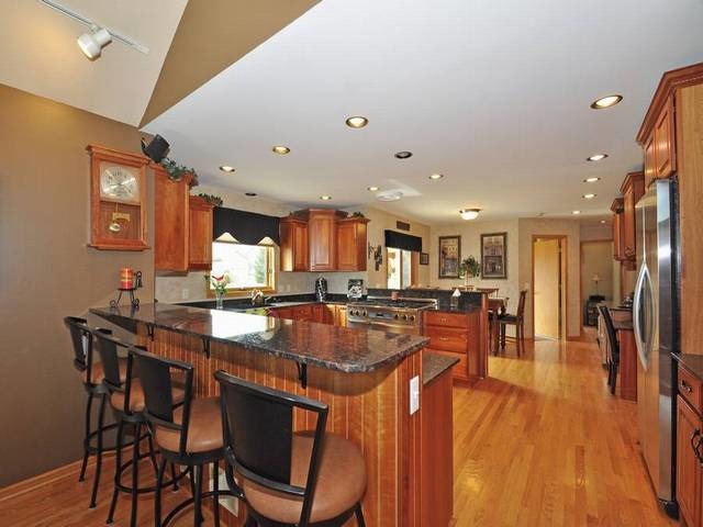 1603 Beech St, Spring Grove, IL 60081 photo 9