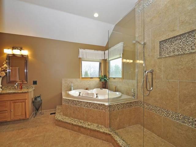 1603 Beech St, Spring Grove, IL 60081 photo 14