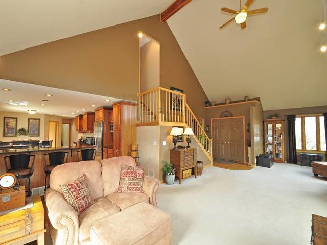 1603 Beech St, Spring Grove, IL 60081 photo 5