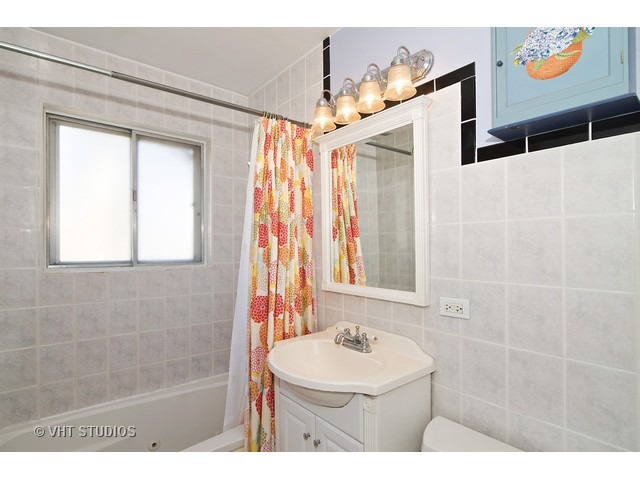 1745 Mcdaniel Ave, Evanston, IL 60201 photo 9