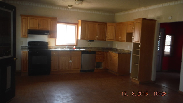 408 E Washington St, Gardner, IL 60424 photo 2