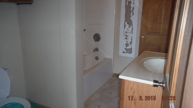 408 E Washington St, Gardner, IL 60424 photo 5