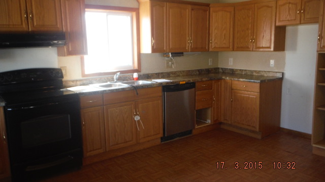 408 E Washington St, Gardner, IL 60424 photo 8