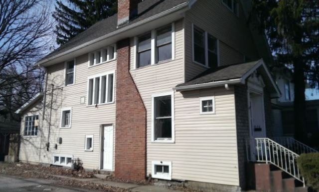 846 E Court St, Kankakee, IL 60901 photo 3