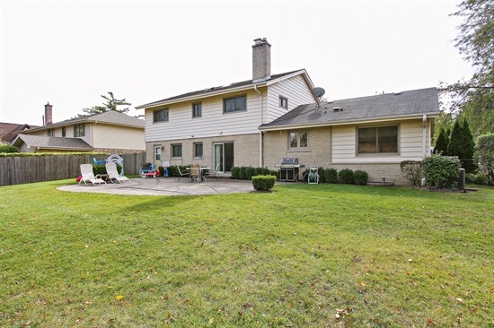 160 Crestview Dr, Deerfield, IL 60015 photo 15