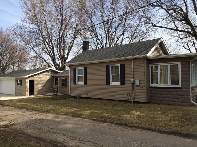 212 E 2nd St, Wyanet, IL 61379 photo 22