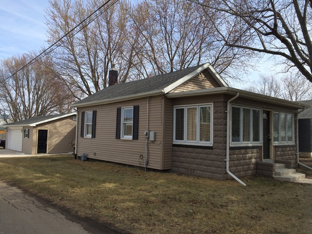 212 E 2nd St, Wyanet, IL 61379 photo 1