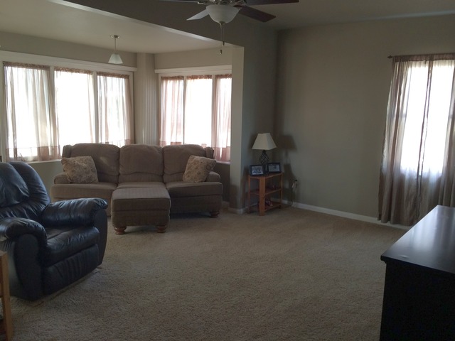 212 E 2nd St, Wyanet, IL 61379 photo 3