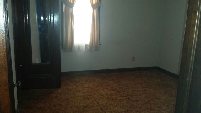 616 Cedar St, Dixon, IL 61021 photo 5