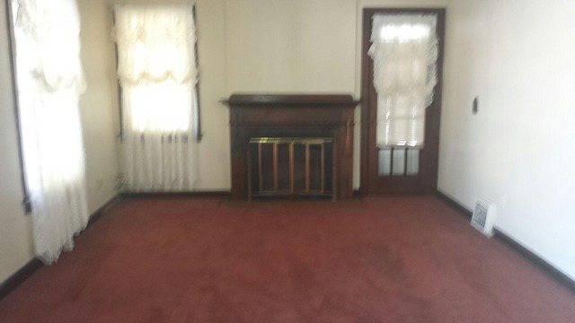 616 Cedar St, Dixon, IL 61021 photo 2