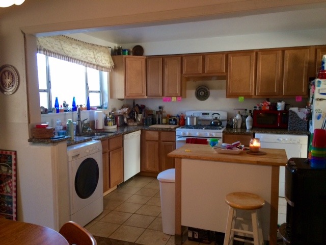 937 E Villa Dr, Des Plaines, IL 60016 photo 4