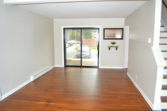 18 W175 Standish Ln, Villa Park, IL 60181 photo 4