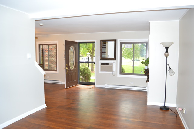 18 W175 Standish Ln, Villa Park, IL 60181 photo 5