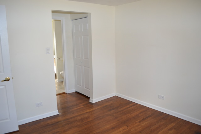 18 W175 Standish Ln, Villa Park, IL 60181 photo 15