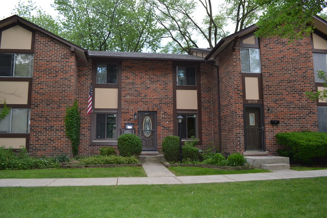 18 W175 Standish Ln, Villa Park, IL 60181 photo 1