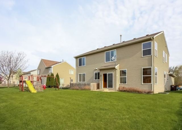 10491 Somerset Ln, Huntley, IL 60142 photo 3