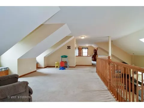 3 N700 Broadview Ave, Addison, IL 60101 photo 8