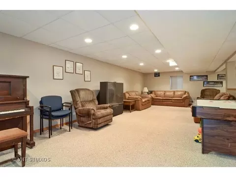 3 N700 Broadview Ave, Addison, IL 60101 photo 7