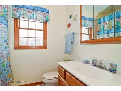 3 N700 Broadview Ave, Addison, IL 60101 photo 12