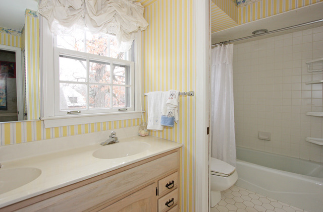 1410 Forest Ave, River Forest, IL 60305 photo 21